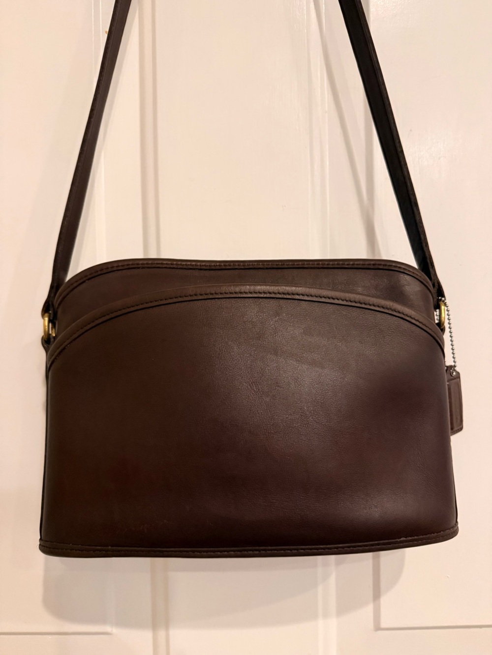 Vintage 1997 Coach Metropolis Zip Bag 9976 – Mahogany Brown Leather Crossbody - Picture 2 of 16
